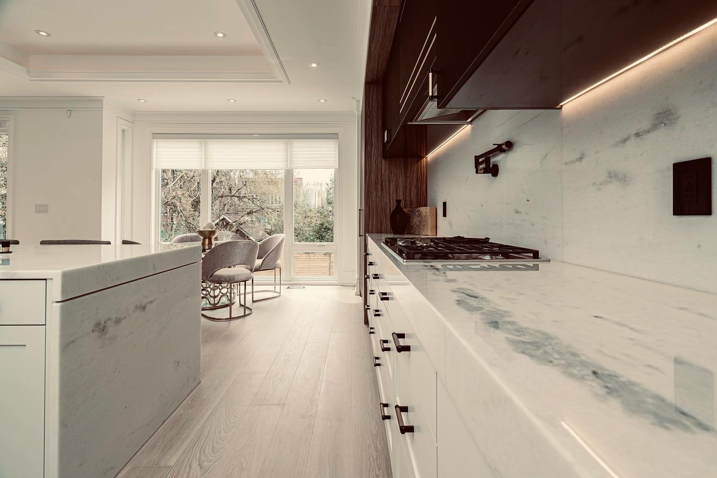 Professional Electrical Services - Residential & Commercial